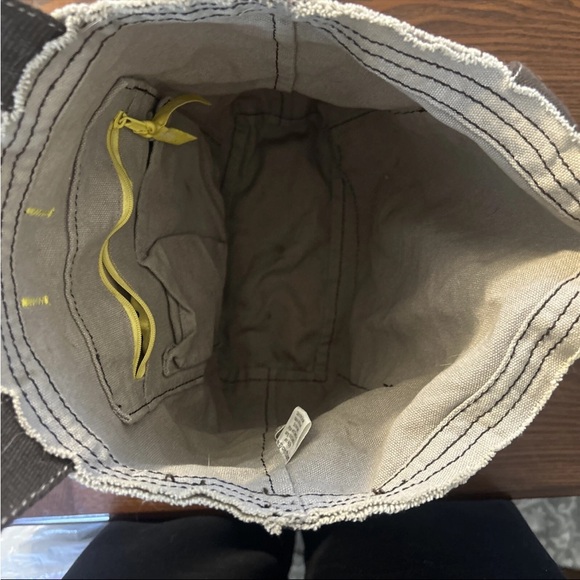 Thirty-One Retro Metro Bag Brown w/ Frayed Edges Yellow FlowerCrossbody Shoulder - Picture 7 of 8